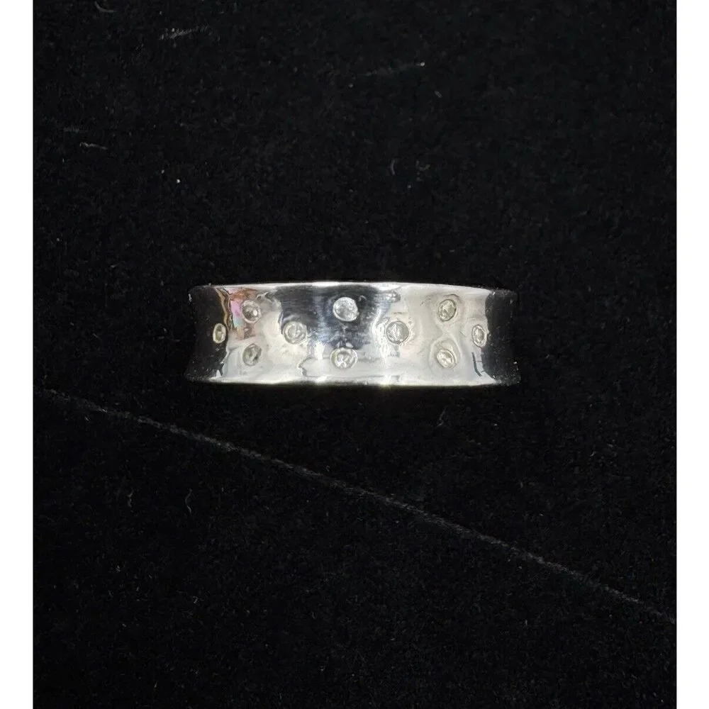 Silver Tone Scattered‎ CZ Concave Band Stackable Ring Signed TH IBB Size 6.75